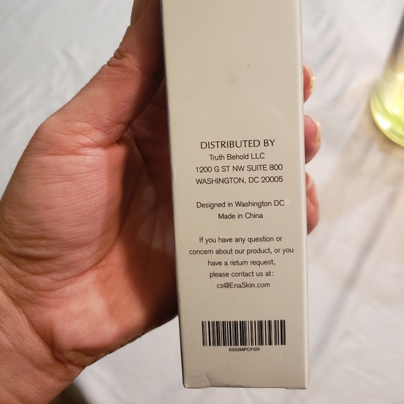 Dark Spot Corrector by ENASKIN - Picture 6 of 7